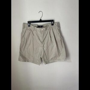 nike golf shorts 36/8
